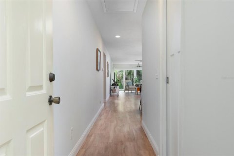 Villa ou maison à vendre à Largo, Floride: 2 chambres, 130.06 m2 № 2207820 - photo 4