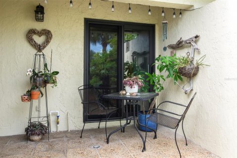 Villa ou maison à vendre à Largo, Floride: 2 chambres, 130.06 m2 № 2207820 - photo 2