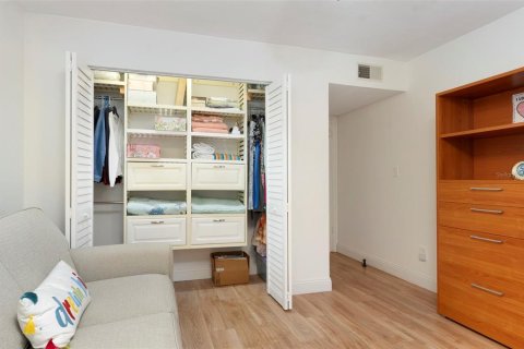Villa ou maison à vendre à Largo, Floride: 2 chambres, 130.06 m2 № 2207820 - photo 24