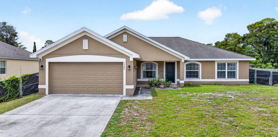 Casa en Palm Bay, Florida 3 dormitorios, 189.06 m2 № 2087494