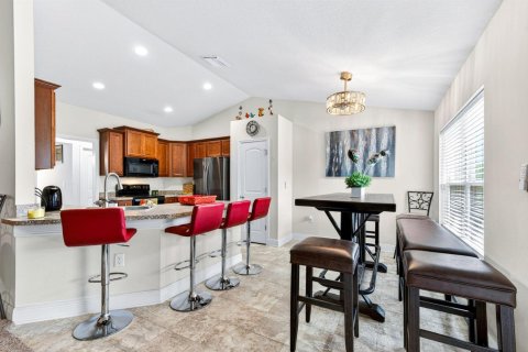 Casa en venta en Palm Bay, Florida, 3 dormitorios, 189.06 m2 № 2087494 - foto 7