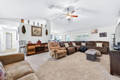 Casa en venta en Palm Bay, Florida, 3 dormitorios, 189.06 m2 № 2087494 - foto 6