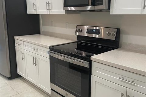 Adosado en alquiler en Parrish, Florida, 3 dormitorios, 202.34 m2 № 992884 - foto 16