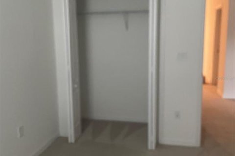 Adosado en alquiler en Parrish, Florida, 3 dormitorios, 202.34 m2 № 992884 - foto 9