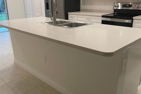 Adosado en alquiler en Parrish, Florida, 3 dormitorios, 202.34 m2 № 992884 - foto 13