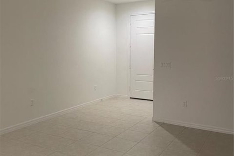 Adosado en alquiler en Parrish, Florida, 3 dormitorios, 202.34 m2 № 992884 - foto 5