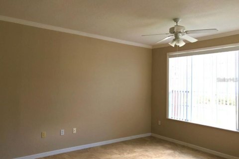 Condo in Tampa, Florida, 2 bedrooms  № 1840643 - photo 5