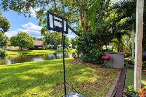Touwnhouse à vendre à Coconut Creek, Floride: 3 chambres, 134.15 m2 № 2376446 - photo 8