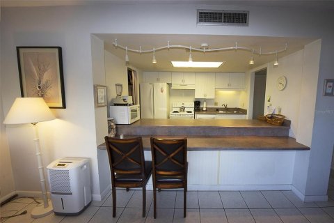 Studio in the Condo in New Smyrna Beach, Florida № 2108434 - photo 7