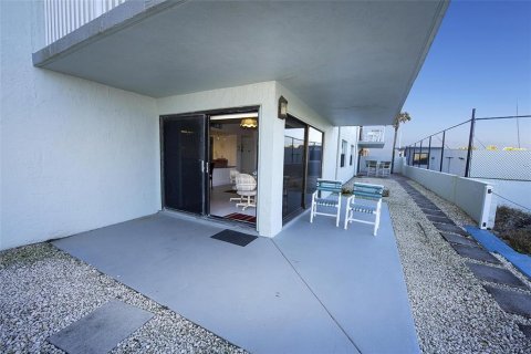Studio in the Condo in New Smyrna Beach, Florida № 2108434 - photo 3