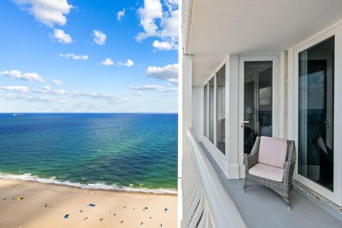 Copropriété à vendre à Fort Lauderdale, Floride: 2 chambres, 111.48 m2 № 2084527 - photo 12