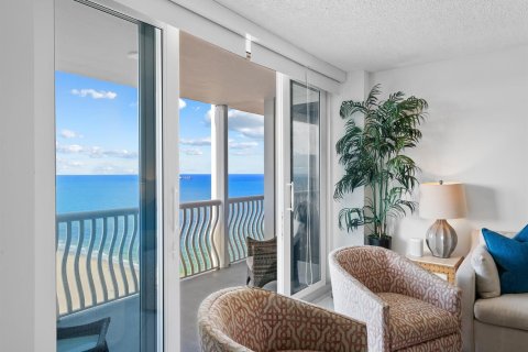 Copropriété à vendre à Fort Lauderdale, Floride: 2 chambres, 111.48 m2 № 2084527 - photo 11