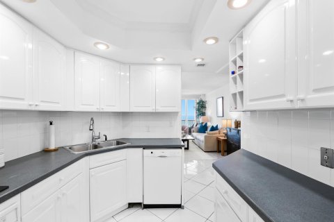 Copropriété à vendre à Fort Lauderdale, Floride: 2 chambres, 111.48 m2 № 2084527 - photo 8