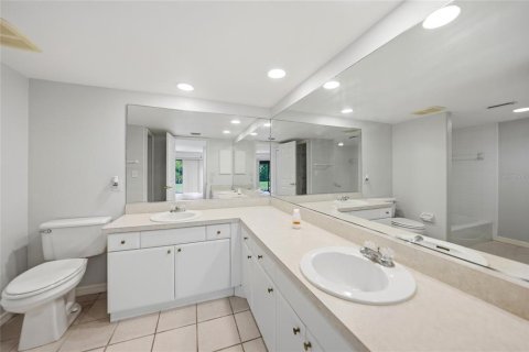 Copropriété à vendre à Punta Gorda, Floride: 2 chambres, 129.51 m2 № 2100671 - photo 24