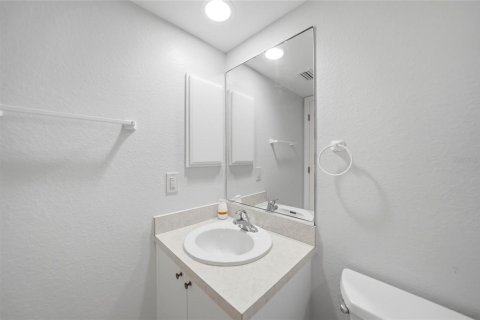 Copropriété à vendre à Punta Gorda, Floride: 2 chambres, 129.51 m2 № 2100671 - photo 27