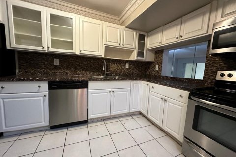 Copropriété à vendre à Fort Lauderdale, Floride: 2 chambres, 130.99 m2 № 2170036 - photo 6