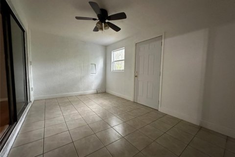Copropriété à vendre à Fort Lauderdale, Floride: 2 chambres, 130.99 m2 № 2170036 - photo 13