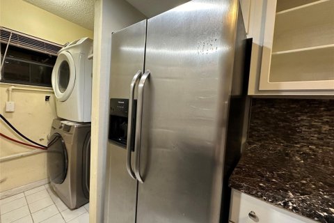Copropriété à vendre à Fort Lauderdale, Floride: 2 chambres, 130.99 m2 № 2170036 - photo 2