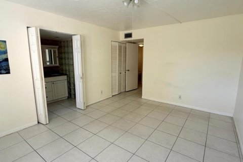 Купить кондоминиум в Бока-Ратон, Флорида 4 комнаты, 90.95м2, № 2245425 - фото 7