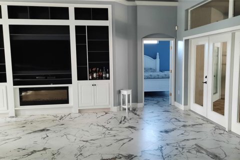 Villa ou maison à louer à Ormond Beach, Floride: 3 chambres, 191.29 m2 № 2437137 - photo 8