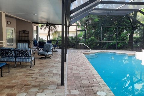 Villa ou maison à louer à Ormond Beach, Floride: 3 chambres, 191.29 m2 № 2437137 - photo 4