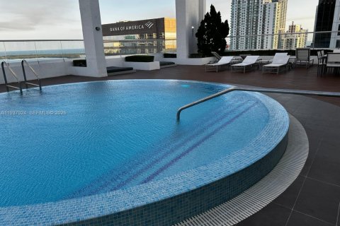 Condo in Miami, Florida, 2 bedrooms № 2057292 - photo 23