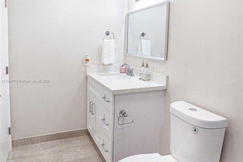 Condo in Delray Beach, Florida, 2 bedrooms  № 1839505 - photo 21