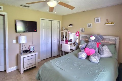 Casa en venta en Kissimmee, Florida, 3 dormitorios, 148.64 m2 № 1919527 - foto 11