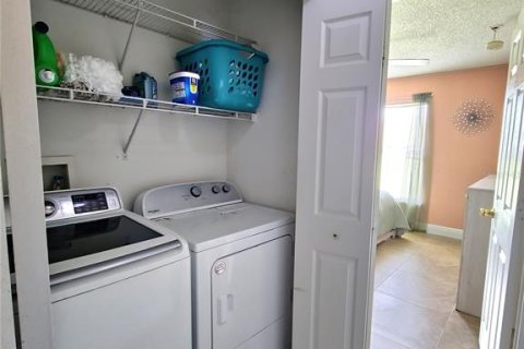 Casa en venta en Kissimmee, Florida, 3 dormitorios, 148.64 m2 № 1919527 - foto 14
