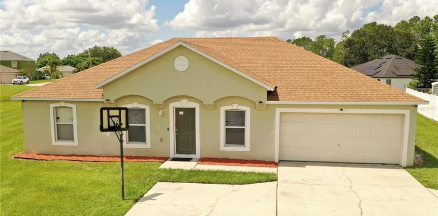Casa en Kissimmee, Florida 3 dormitorios, 148.64 m2 № 1919527