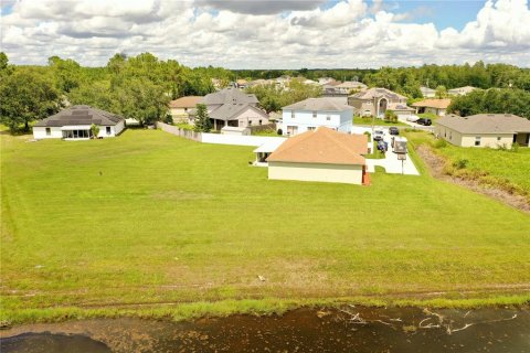 Casa en venta en Kissimmee, Florida, 3 dormitorios, 148.64 m2 № 1919527 - foto 19