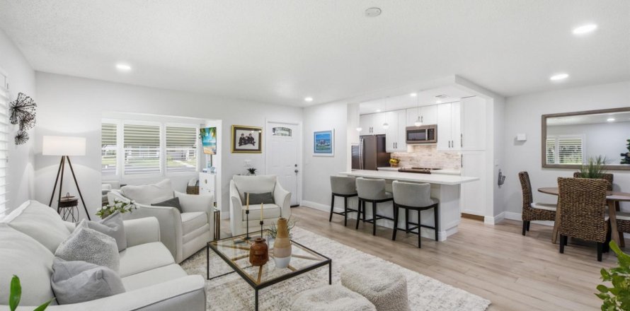 Condo à Delray Beach, Floride, 2 chambres  № 2191589