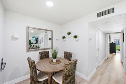 Copropriété à vendre à Delray Beach, Floride: 2 chambres, 109.16 m2 № 2191589 - photo 9