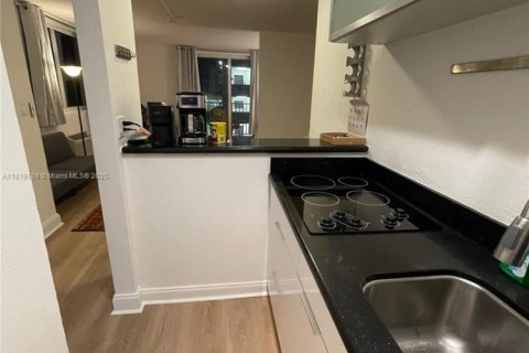 Снять в аренду кондоминиум в Майами-Бич, Флорида 1 спальня, 57.6м2, № 1975168 - фото 8