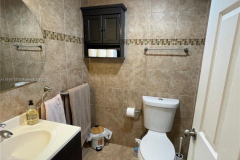 Снять в аренду кондоминиум в Майами-Бич, Флорида 1 спальня, 57.6м2, № 1975168 - фото 11