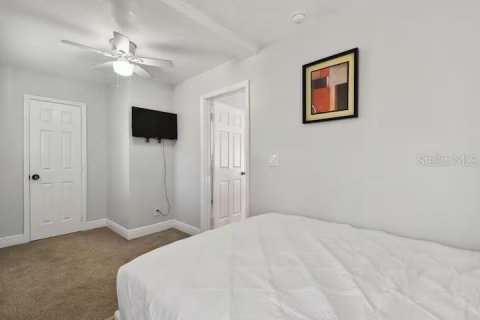 Immobilier commercial à vendre à Orlando, Floride: 4 chambres, 148.64 m2 № 2389215 - photo 18