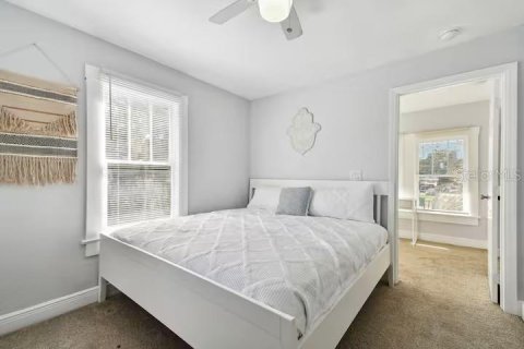 Immobilier commercial à vendre à Orlando, Floride: 4 chambres, 148.64 m2 № 2389215 - photo 17