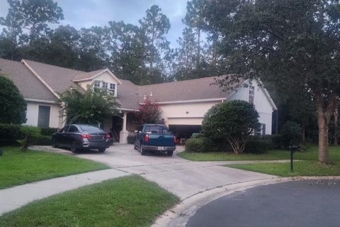 House in DeLand, Florida 4 bedrooms, 285.12 sq.m. № 2277454