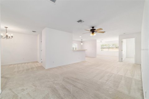 Villa ou maison à vendre à Ocala, Floride: 2 chambres, 131.92 m2 № 2205922 - photo 8