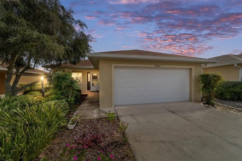 Villa ou maison à vendre à Ocala, Floride: 2 chambres, 131.92 m2 № 2205922 - photo 2