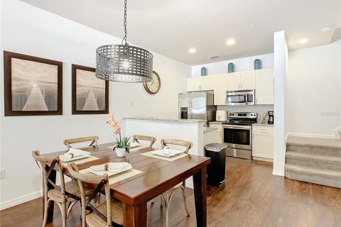 Townhouse in Kissimmee, Florida 3 bedrooms, 120.77 sq.m. № 995103 - photo 7