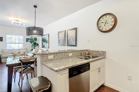 Townhouse in Kissimmee, Florida 3 bedrooms, 120.77 sq.m. № 995103 - photo 19
