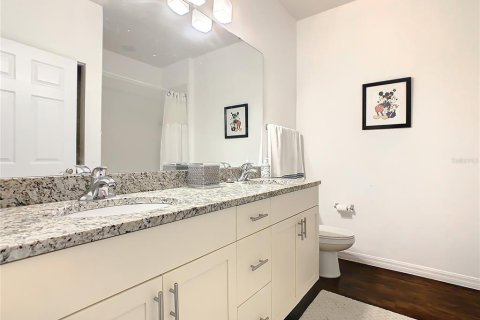 Townhouse in Kissimmee, Florida 3 bedrooms, 120.77 sq.m. № 995103 - photo 25