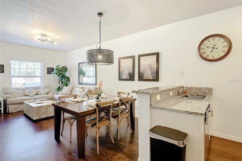 Townhouse in Kissimmee, Florida 3 bedrooms, 120.77 sq.m. № 995103 - photo 11