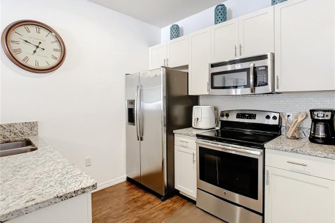 Townhouse in Kissimmee, Florida 3 bedrooms, 120.77 sq.m. № 995103 - photo 14