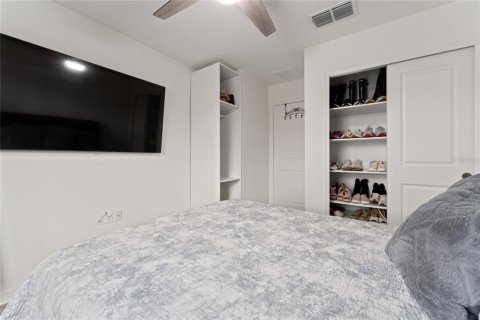 Townhouse in Davenport, Florida 3 bedrooms, 134.99 sq.m. № 2228298 - photo 16