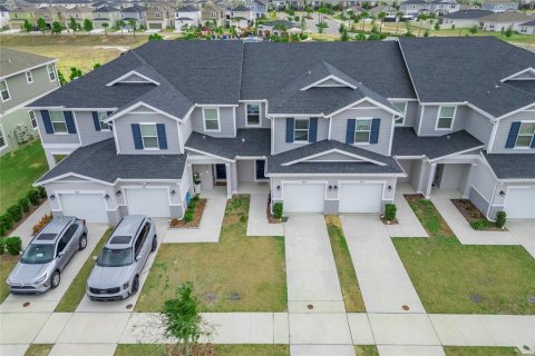 Townhouse in Davenport, Florida 3 bedrooms, 134.99 sq.m. № 2228298 - photo 26