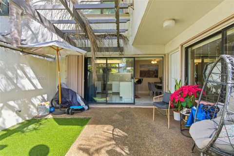 Купить таунхаус в Майами, Флорида 3 спальни, 114.64м2, № 2023842 - фото 4