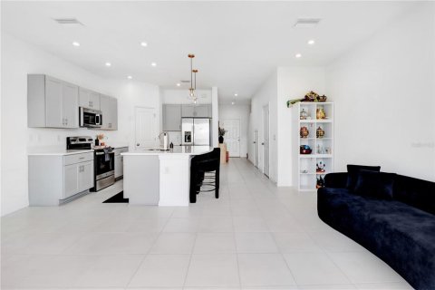 Touwnhouse à louer à Wesley Chapel, Floride: 3 chambres, 127.55 m2 № 2405129 - photo 8