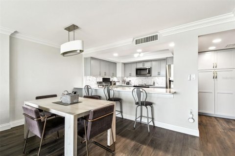 Condominio en venta en Clearwater, Florida, 2 dormitorios, 115.2 m2 № 1899664 - foto 14